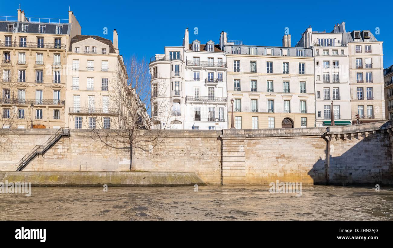 Paris, beautiful facades quai d’Orleans, on the ile SaintLouis, sunny