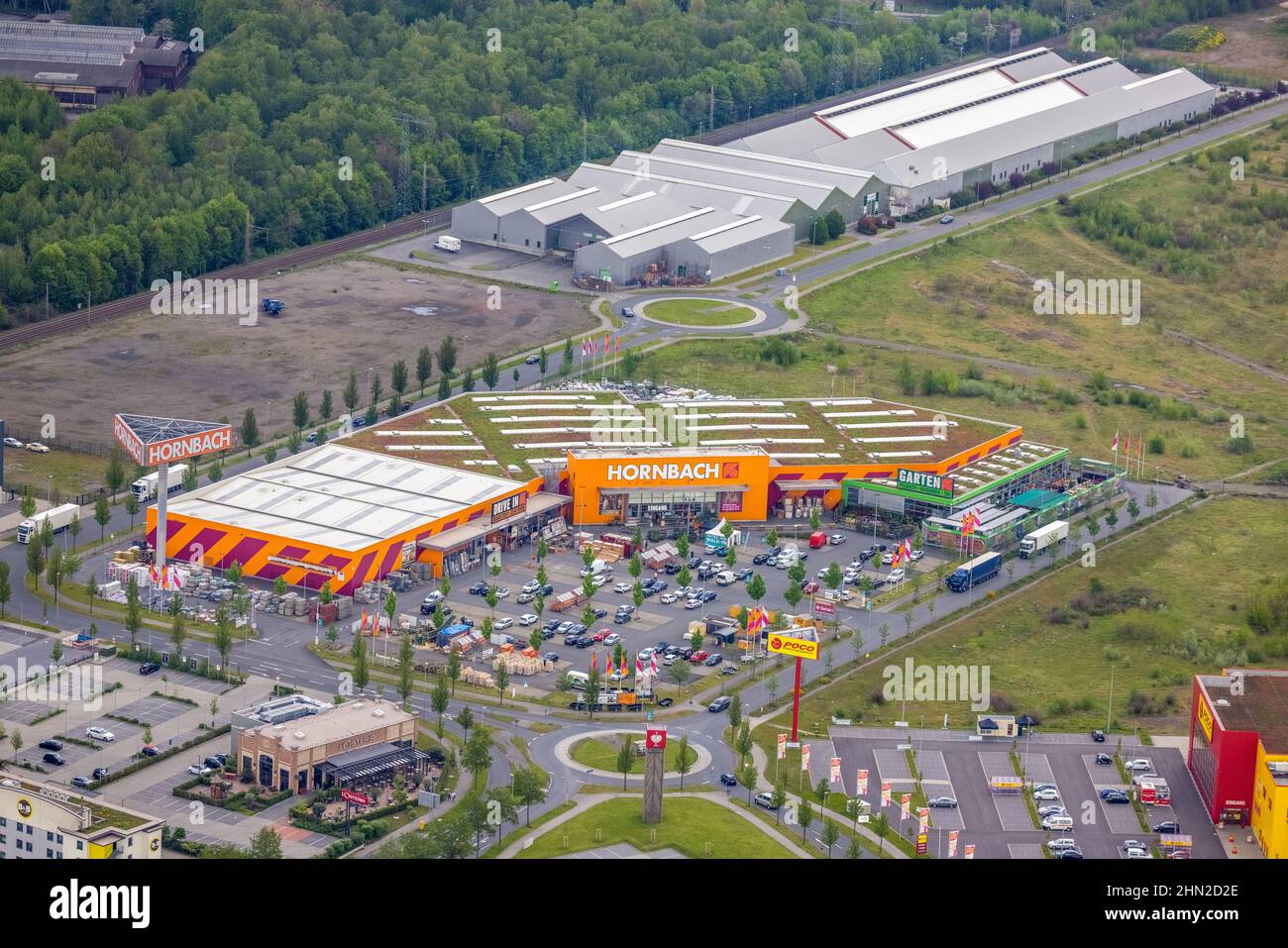 Aerial view, Centro Oberhausen, Hornbach Baumarkt, Borbeck, Oberhausen,  Ruhr area, North Rhine-Westphalia, Germany, DE, shopping centre, shopping  mall Stock Photo - Alamy