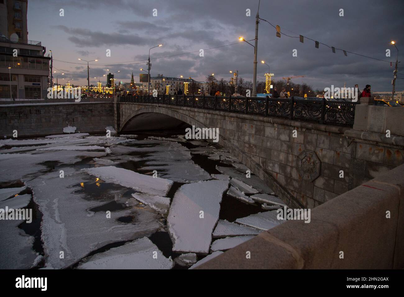 Ice on the Moskva River in the city center Stock Photo