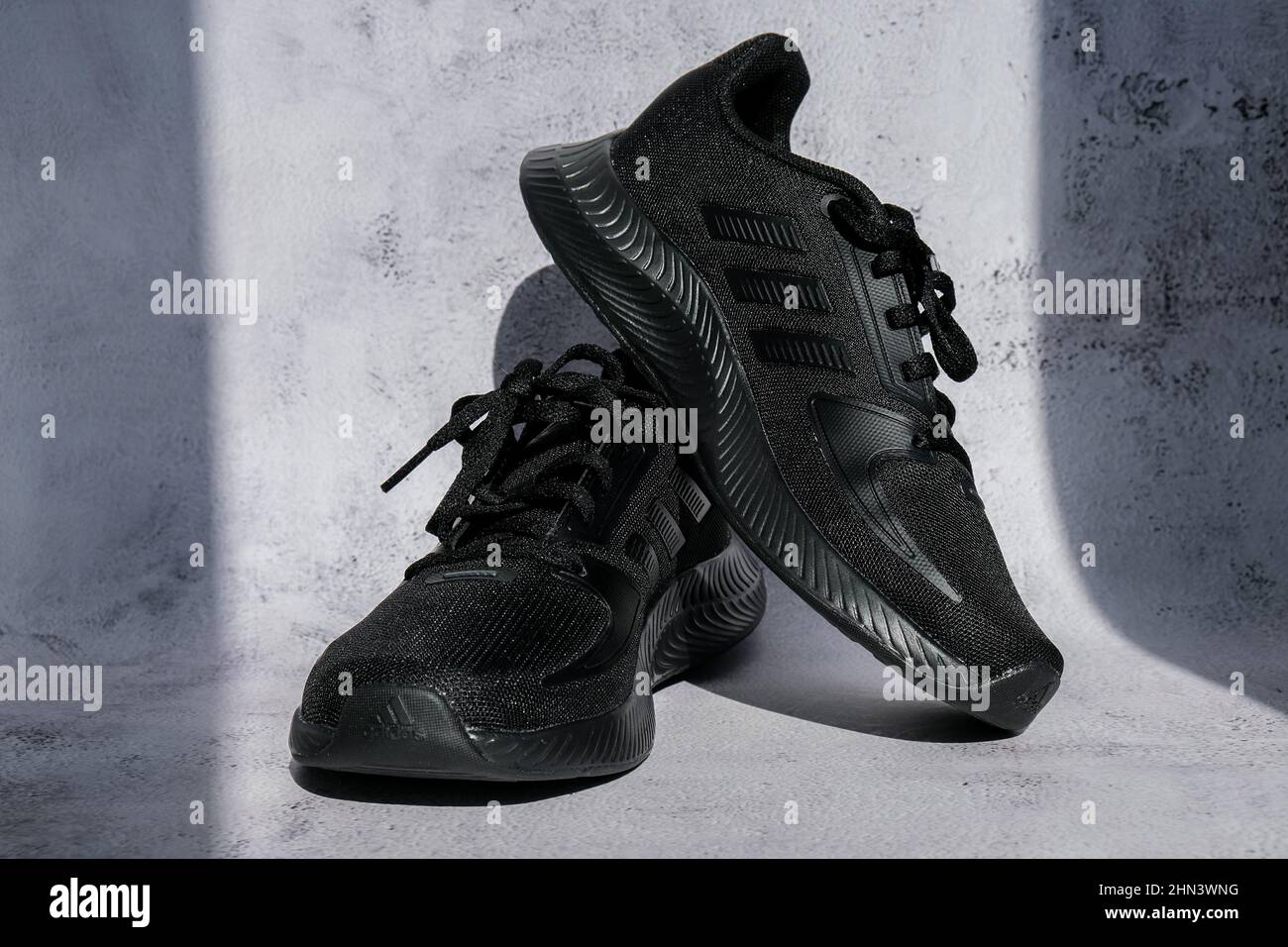 Tenis adidas online 2021
