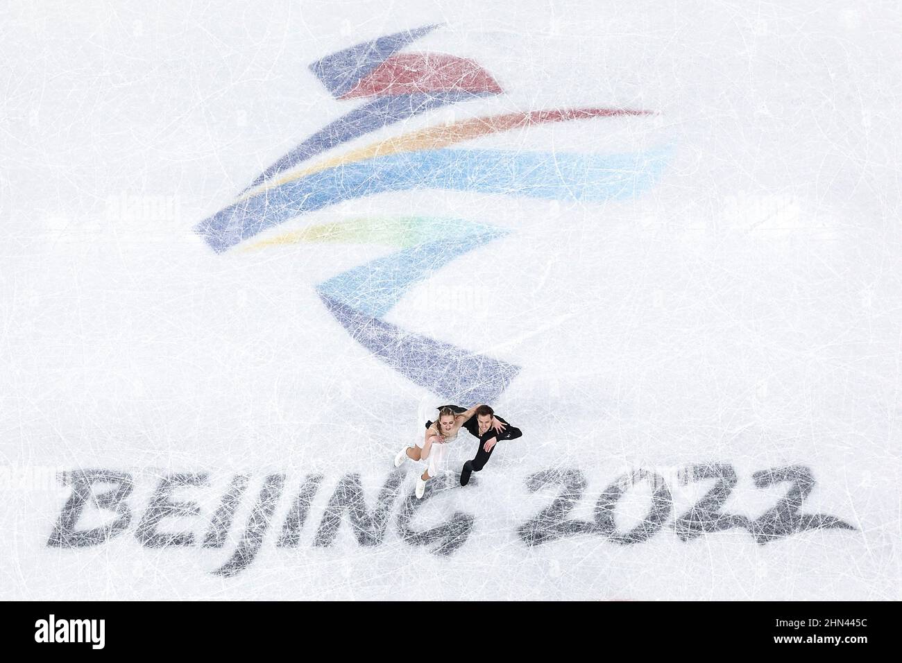 Beijing, China. 14th Feb, 2022. Victoria Sinitsina (L) and Nikita Katsalapov of ROC salute the audience during the figure skating ice dance free dance match of Beijing 2022 Winter Olympics at Capital Indoor Stadium in Beijing, capital of China, Feb. 14, 2022. Credit: Xu Zijian/Xinhua/Alamy Live News Stock Photo