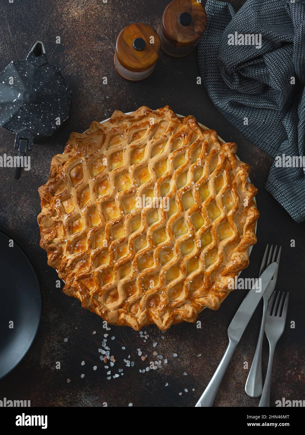 English meat pie. Pork pie. Traditional British pie. Freshly baked