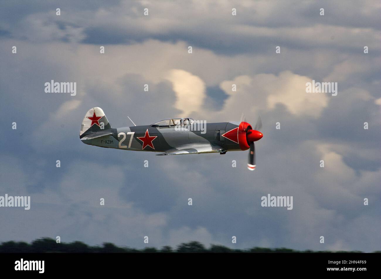 A Russian Yak 3 aeroplane in flight Stock Photo - Alamy