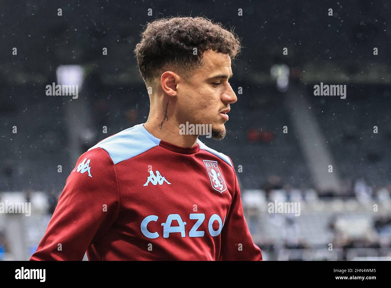 Philippe Coutinho #23 of Aston Villa during the pre-game warmup Stock Photo  - Alamy