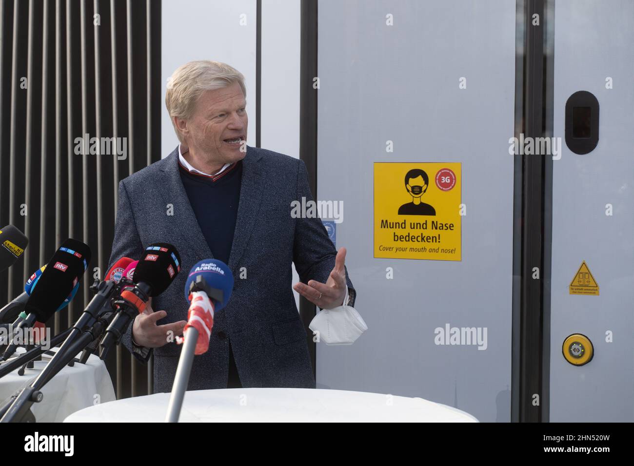 Munich, Germany. 14th Feb, 2022. Oliver Kahn getting interviewed. On February 14, 2022, the vaccination tram was presented in Munich, Germany. Participants were: Minister of State Klaus Holetschek, Mayor Verena Dietel, Oliver Kahn and Beatrix Zurek. (Photo by Alexander Pohl/Sipa USA) Credit: Sipa USA/Alamy Live News Stock Photo