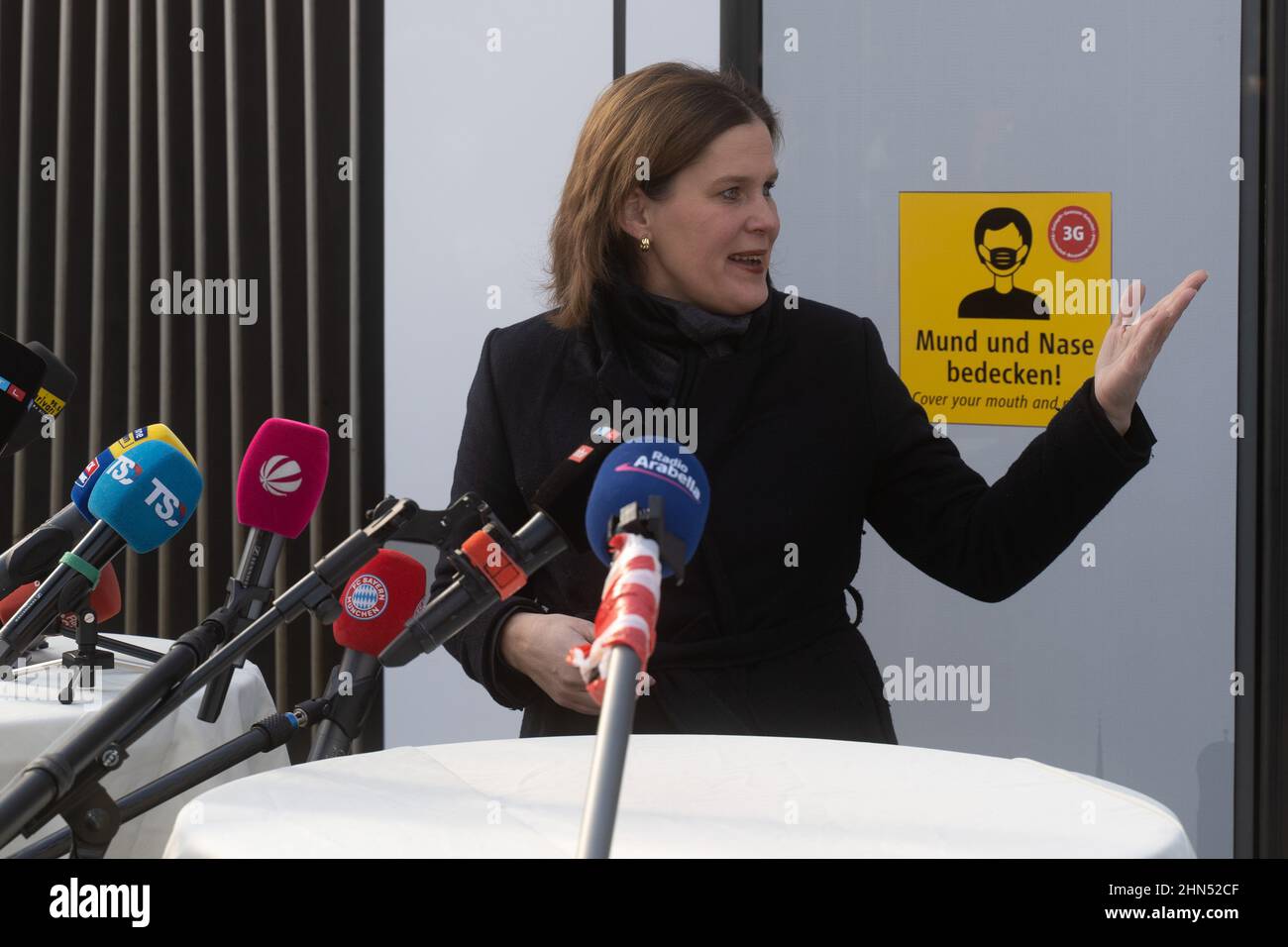Munich, Germany. 14th Feb, 2022. Verena Dietl getting interviewed. On February 14, 2022, the vaccination tram was presented in Munich, Germany. Participants were: Minister of State Klaus Holetschek, Mayor Verena Dietel, Oliver Kahn and Beatrix Zurek. (Photo by Alexander Pohl/Sipa USA) Credit: Sipa USA/Alamy Live News Stock Photo