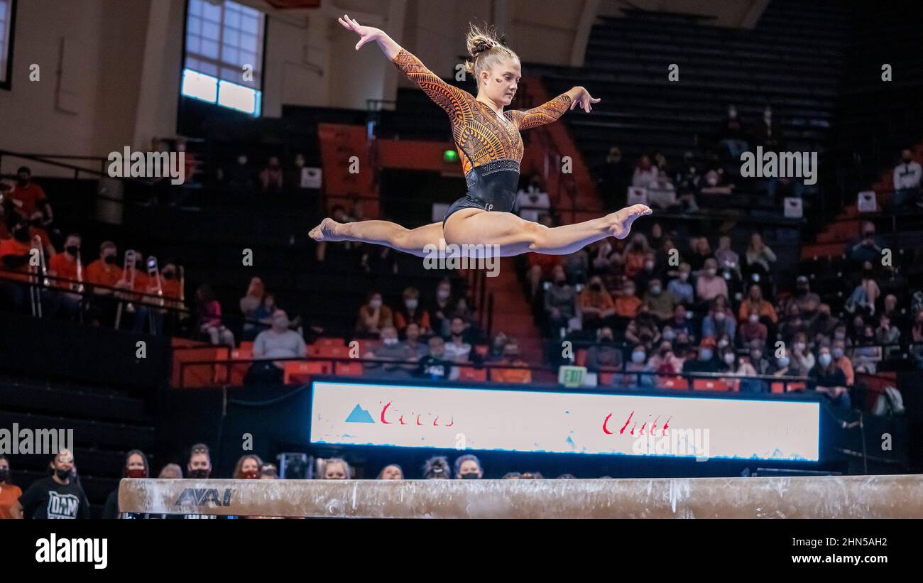 Oregon state university gymnastics hires stock photography and images