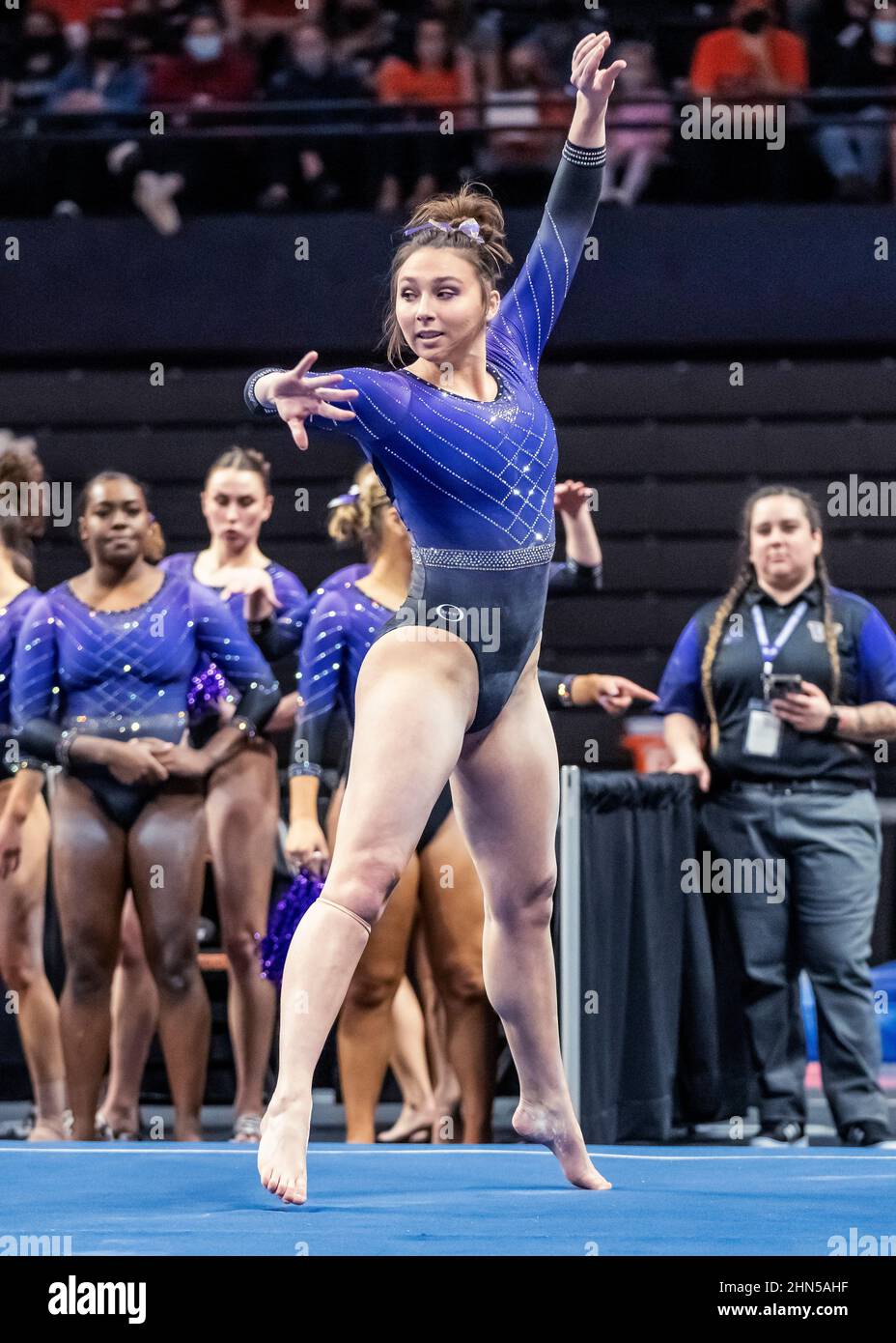 Oregon state university gymnastics hires stock photography and images