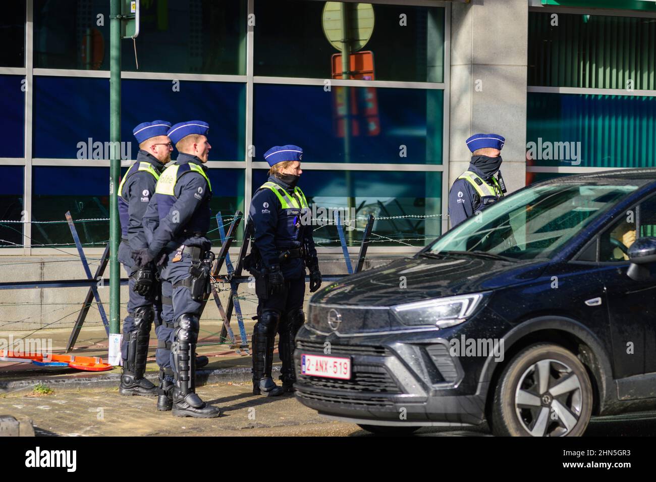 Members of freedom convoy came trough to Schuman Circle - Demonstration against sanitary restrictions measures due to coronavirus outbreak  | Des memb Stock Photo