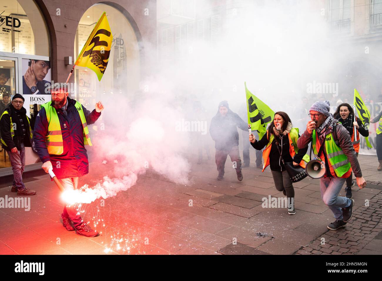 Gilet Jaunes Protesters in front of Notre-Dame Cathedral in Strasbourg, France Stock Photo