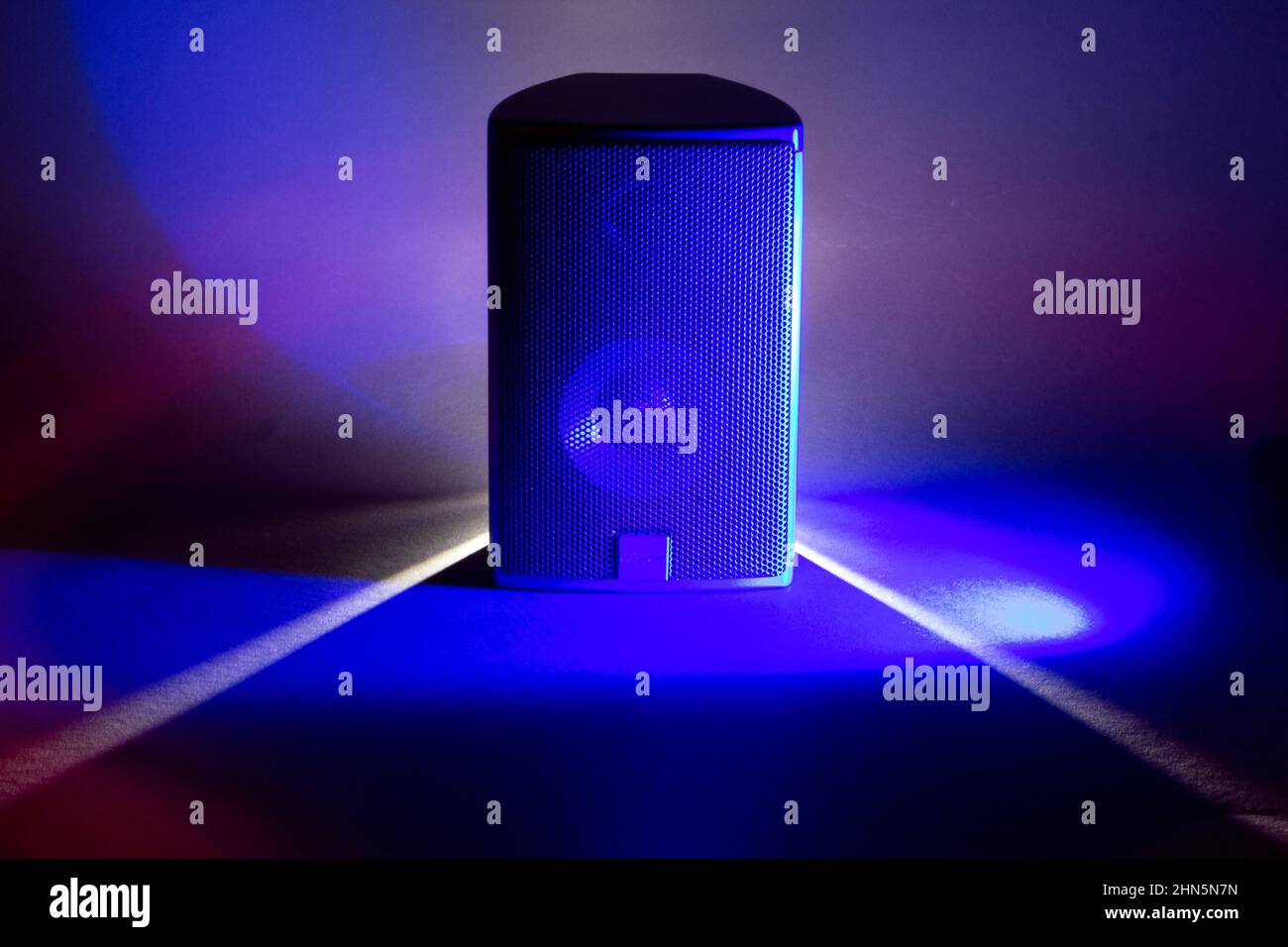 Single Loudspeaker / loud speaker red and blue lights Stock Photo Alamy