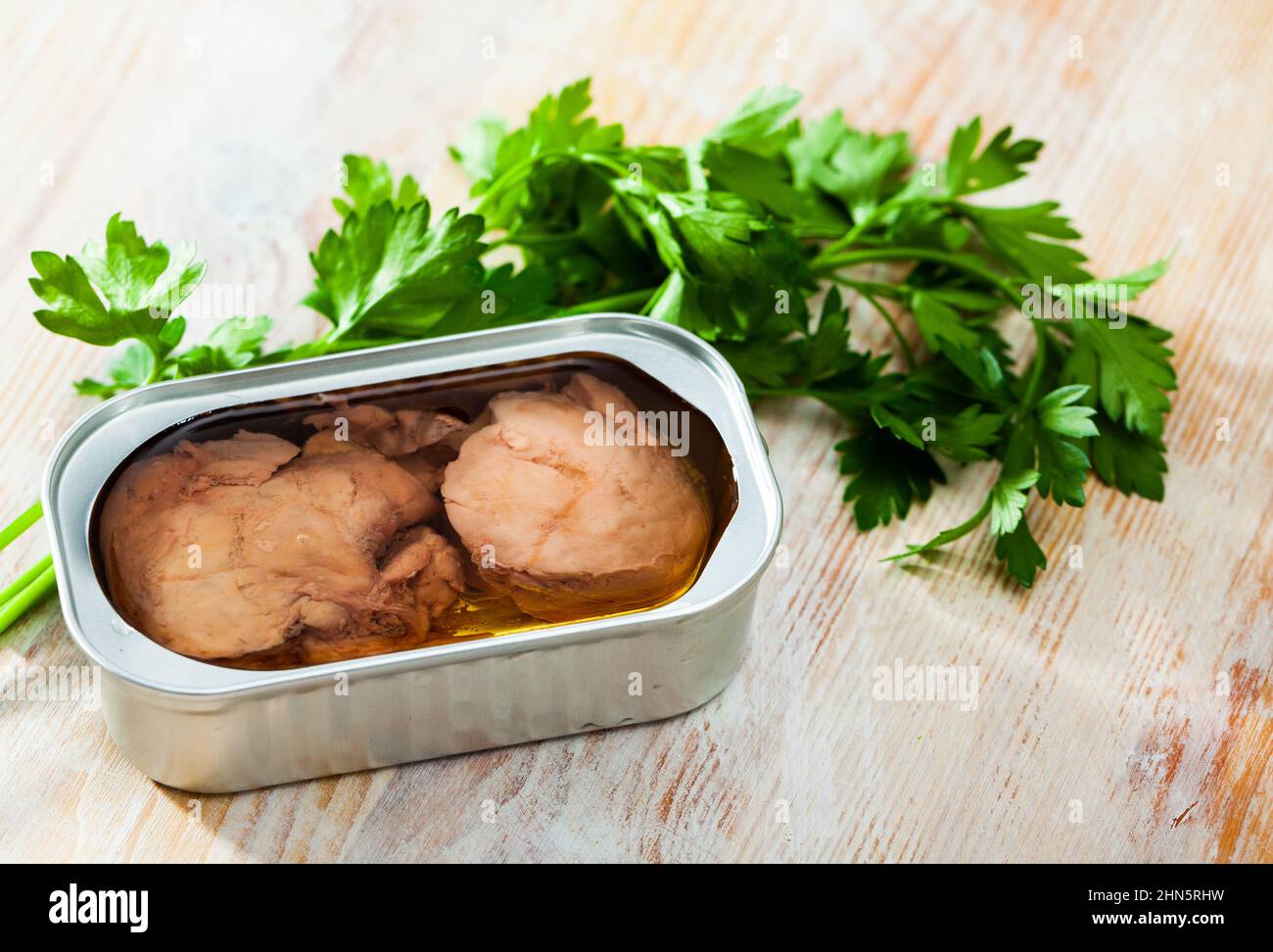 Canned liver of smoked cod with oil Stock Photo Alamy
