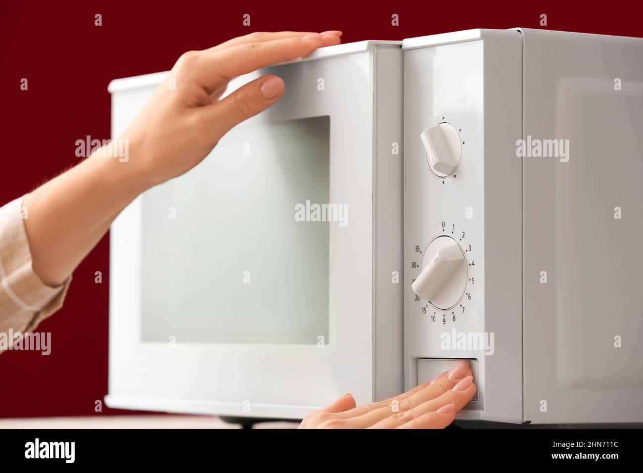 Microwave oven red equipment hi-res stock photography and images - Page 2 -  Alamy