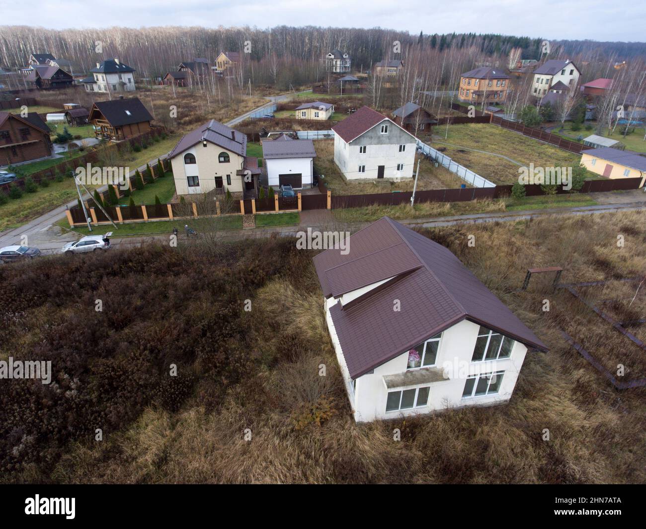 Aerial view new modern cottage hi-res stock photography and images - Alamy
