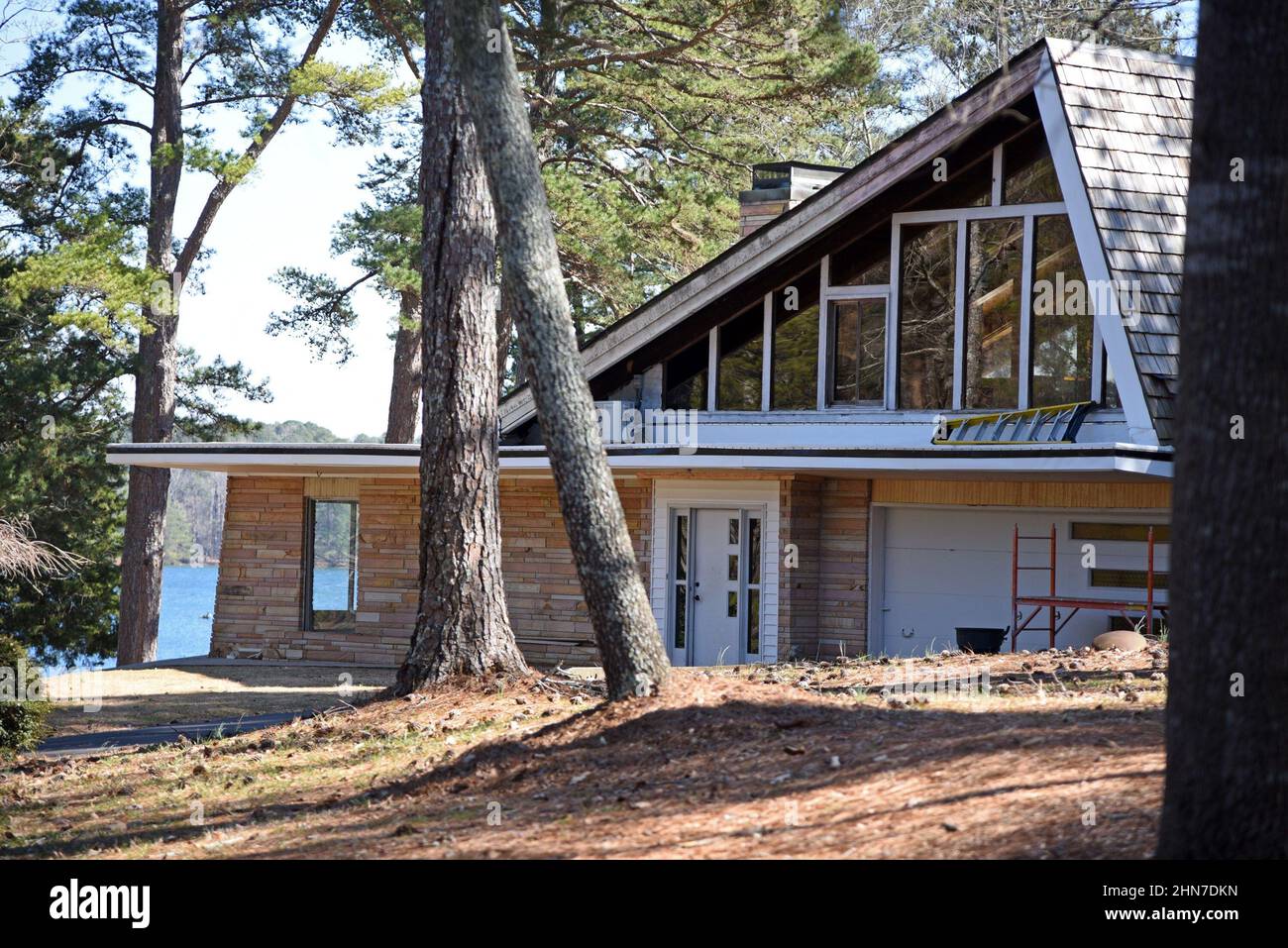 Atlanta, GA, USA. 13th Feb, 2022. Ozark Filming Locations, Byrd House