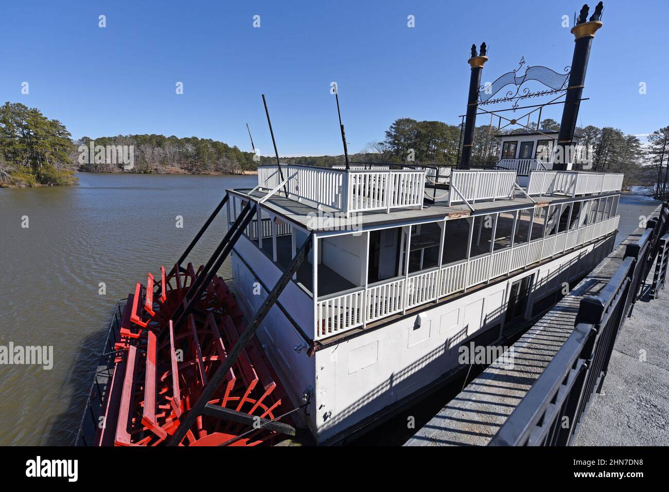 Atlanta, GA, USA. 13th Feb, 2022. Ozark Filming Locations, Missouri