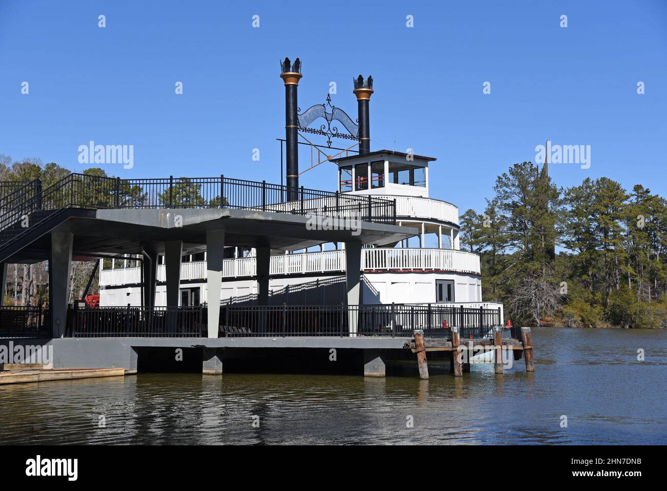 Atlanta, GA, USA. 13th Feb, 2022. Ozark Filming Locations, Missouri