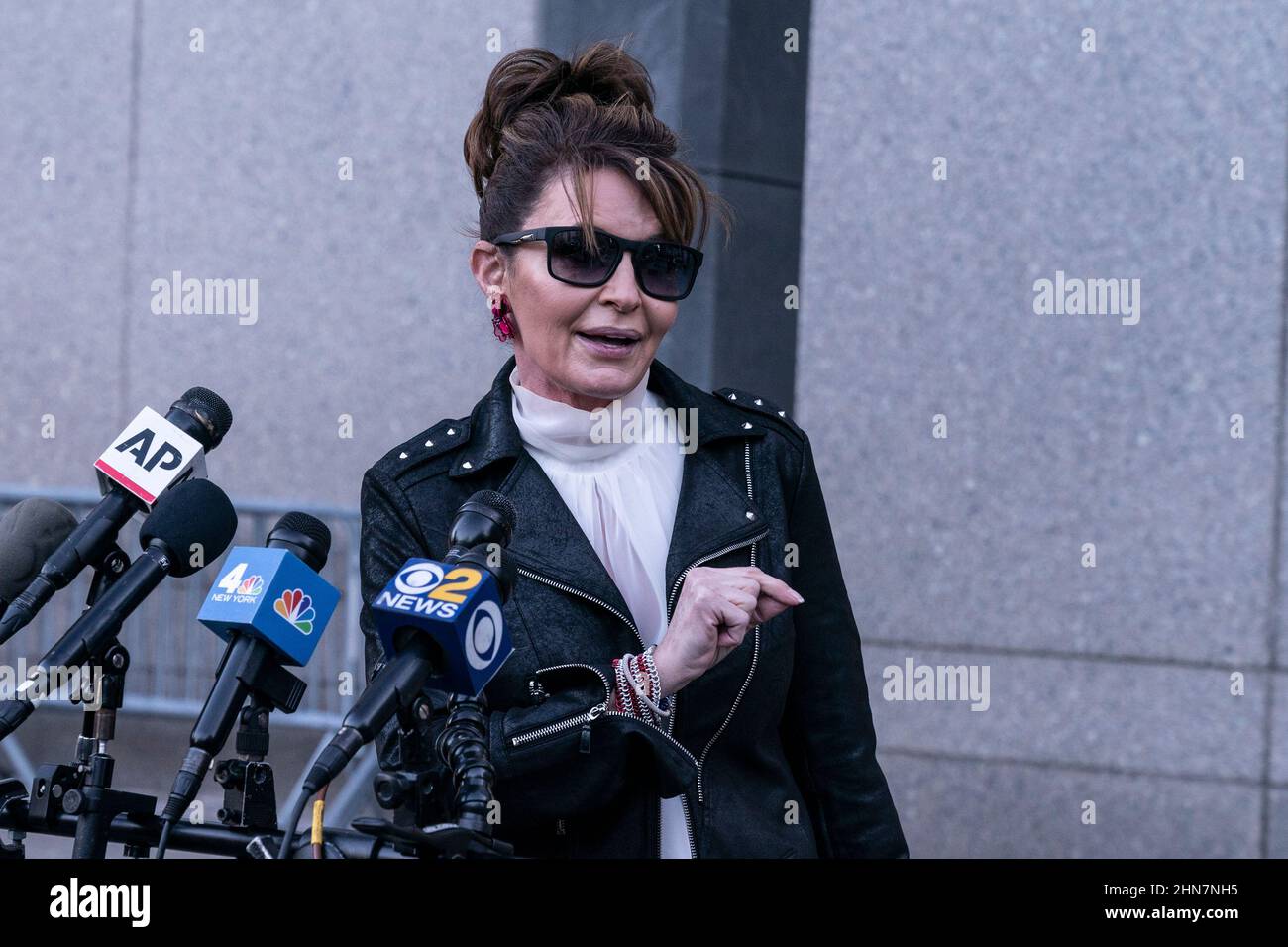 New York, USA. 14th Feb, 2022. Sarah Palin, former Governor of Alaska leaves court after judge Jed Rakoff dismissed her libel case against The New York Times at U.S. Southern District Court in New York on february 14, 2022. She briefly addressed the media in front of the court. The jury is still deliberating as the judge made his decision apparently did not know about it. The judge said Palin had failed to show that The New York Times had acted out of malice. (Photo by Lev Radin/Sipa USA) Credit: Sipa USA/Alamy Live News Stock Photo