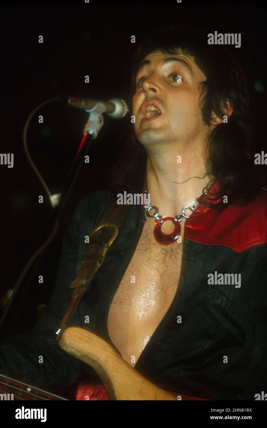 INGLEWOOD, CA JUNE 21 English singer, songwriter, musician and