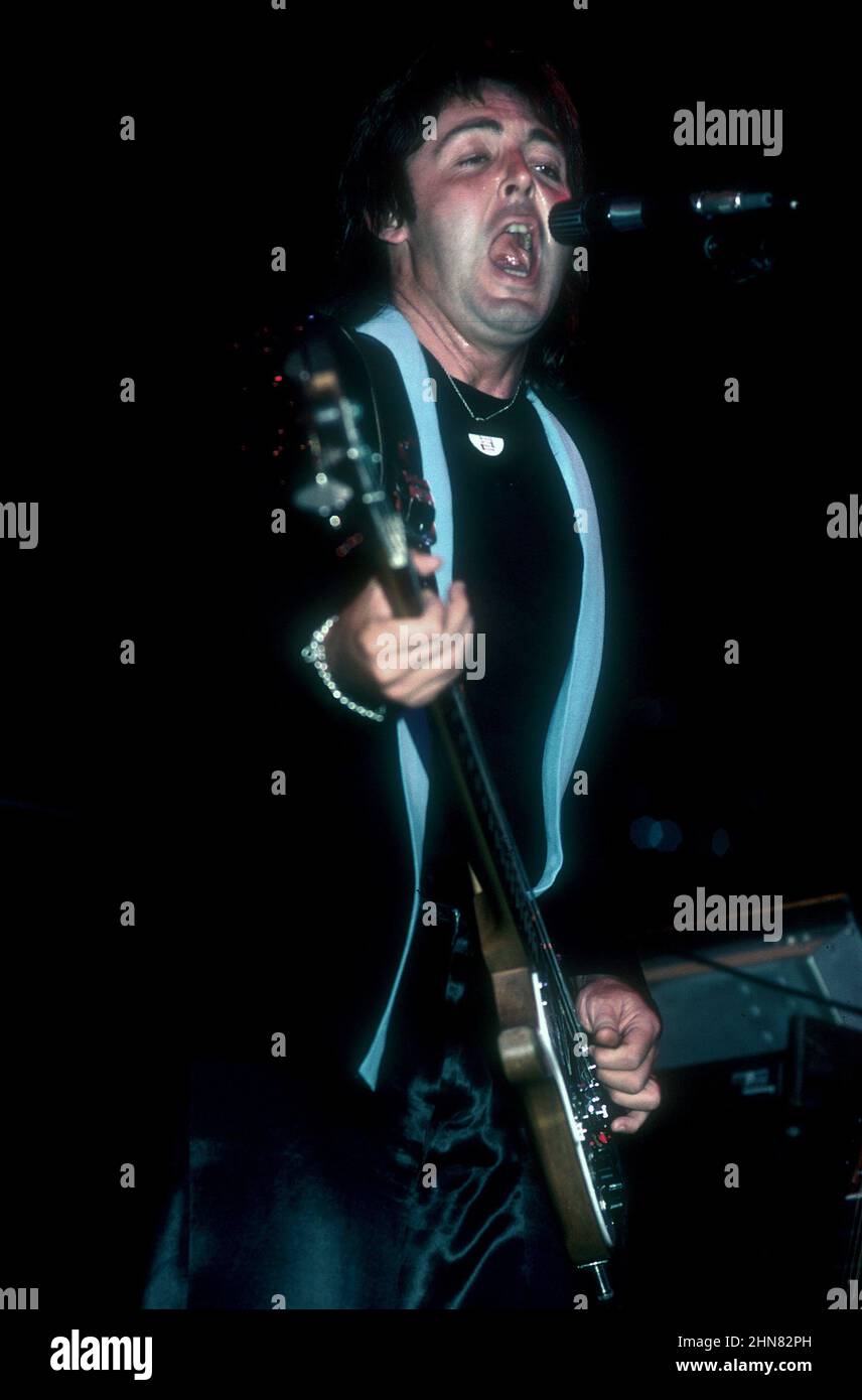 INGLEWOOD, CA JUNE 21 English singer, songwriter, musician and