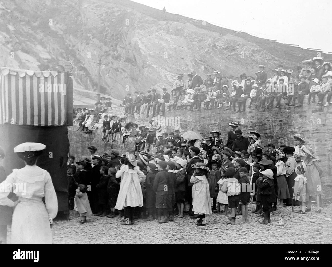 Punch and Judy show, Devon, early 1900s Stock Photo Alamy