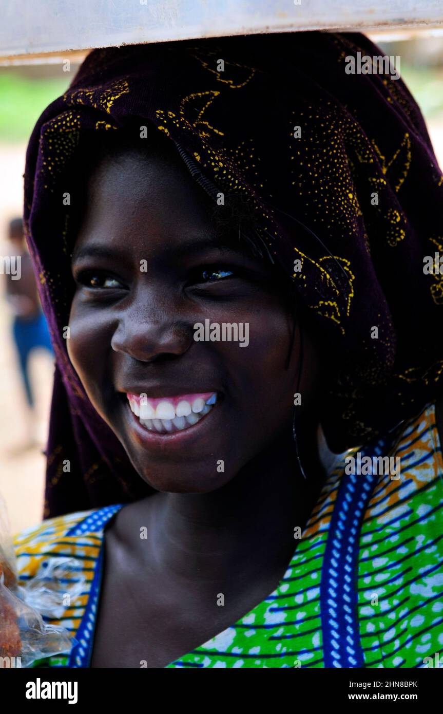 A beautiful Burkinabe girl in central Burkina Faso Stock Photo - Alamy