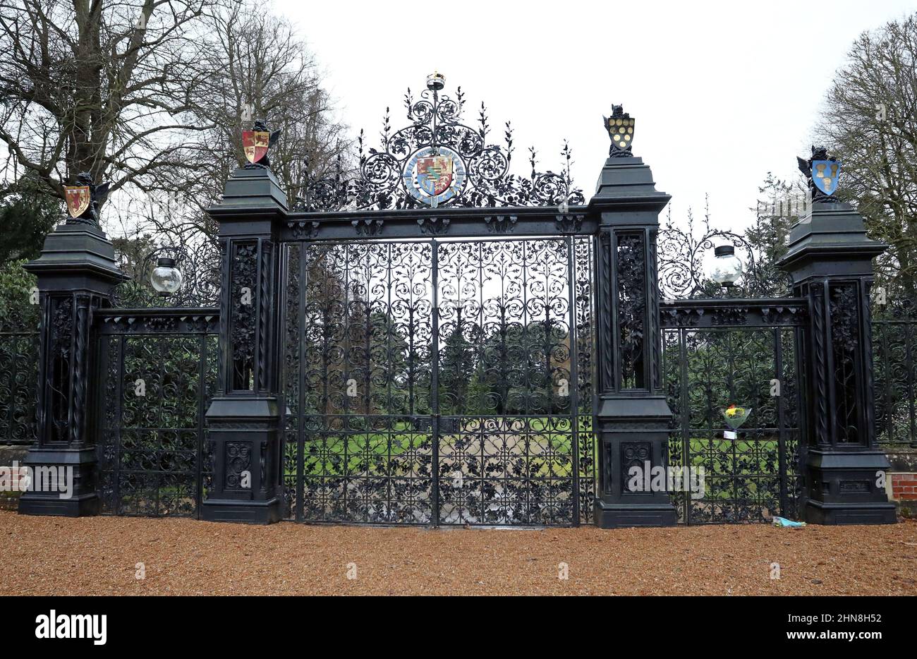 Christmas Norfolk 2022 Flowers On The Norfolk Gates For Queen Elizabeth Ii, On Accession Day,  (February 6), Which Marks 70 Years Since The Death Of Her Father King  George Vi, And When She Was Proclaimed