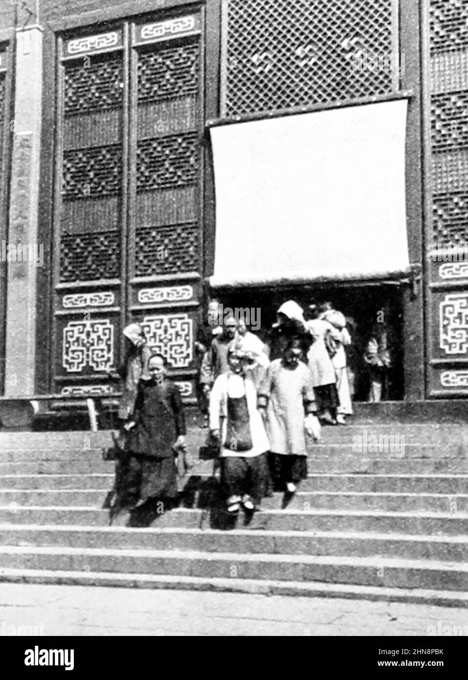 Ling Yin Monastery, Hangzhou, China, early 1900s Stock Photo