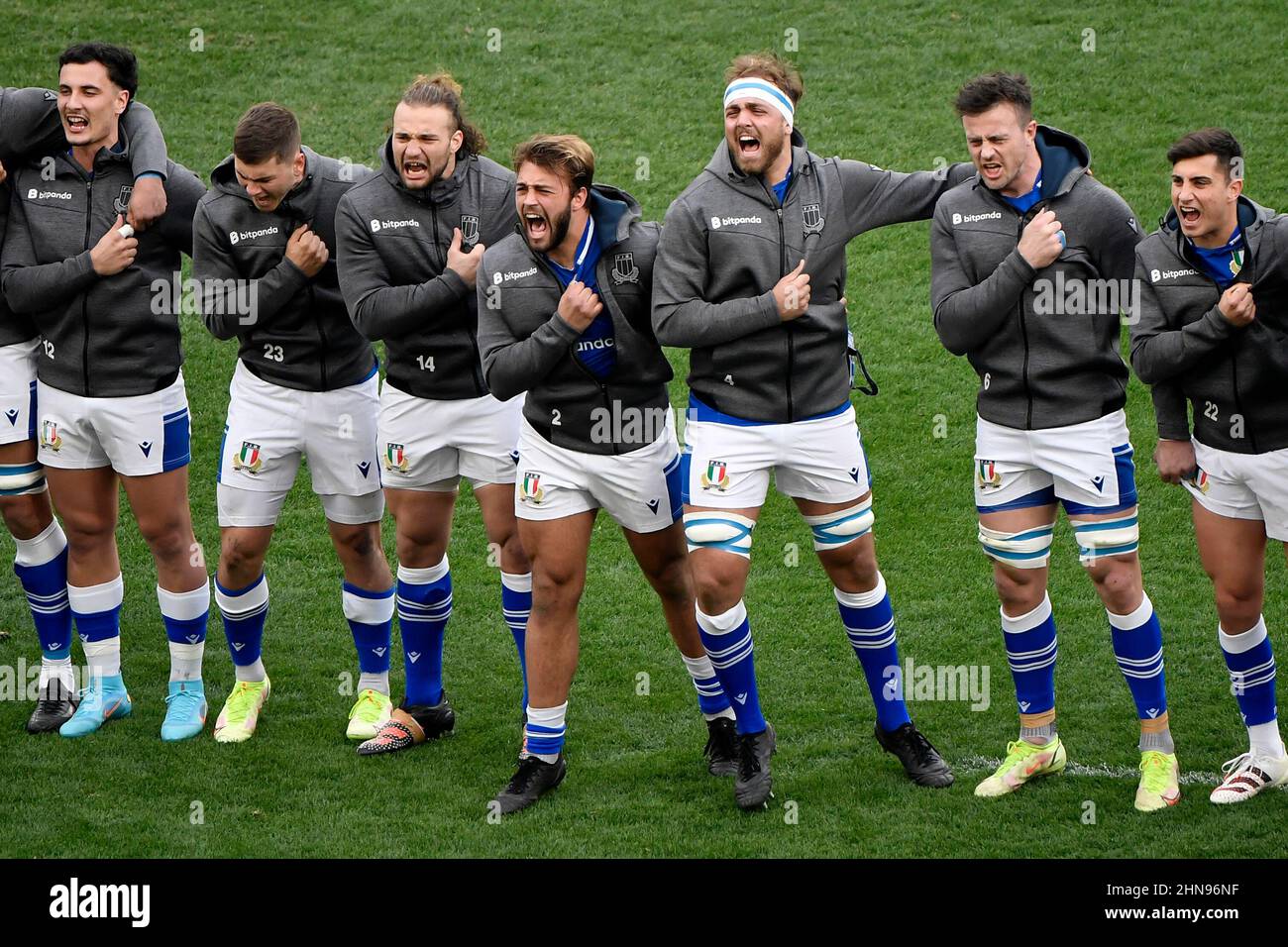 Rome, Italia. 13th Feb, 2022. Players of Italy sing the national anthem  during the Six Nations 2022 trophy rugby match between Italy and England in  Roma, Olimpico stadium, February 13th, 2022. Photo