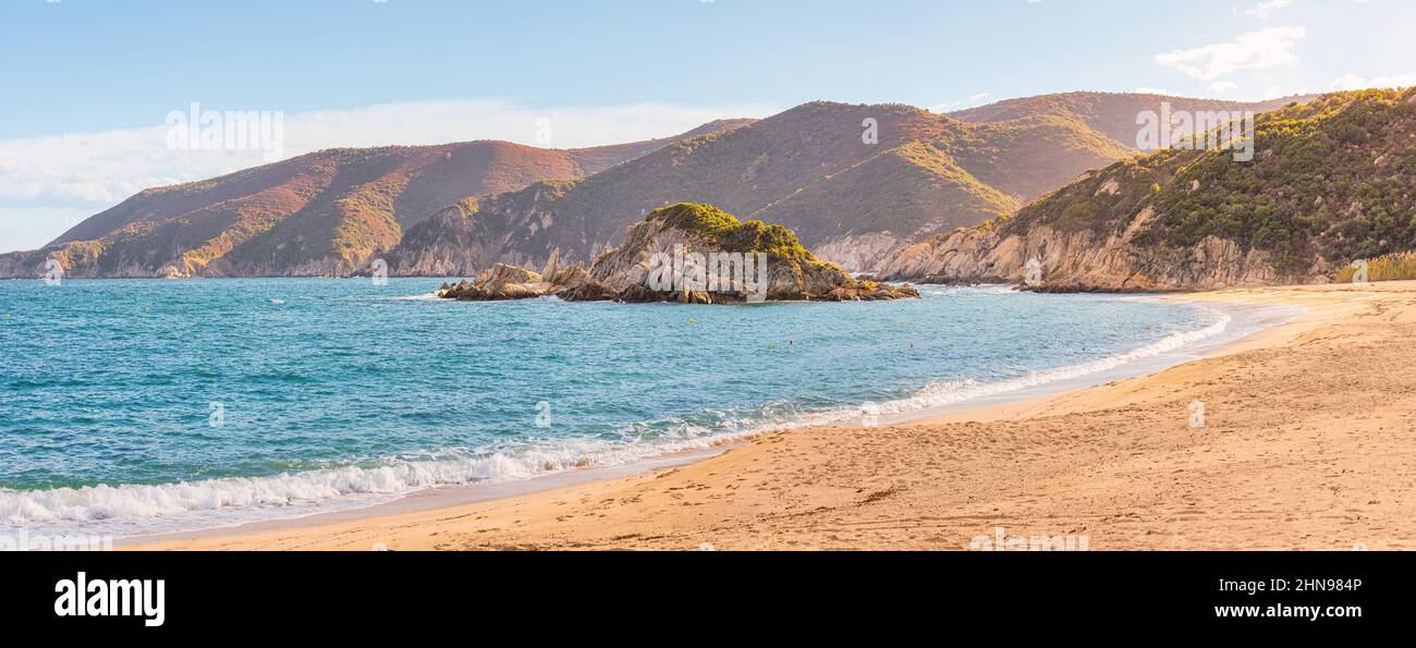Panoramic view of one of the most iconic and popular beaches in the ...