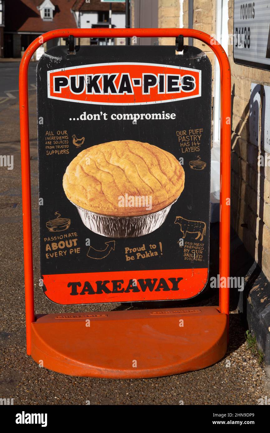 pukka-pies-takeaway-sign-outside-chip-shop-wickham-market-suffolk-england-uk-2HN9DP9.jpg