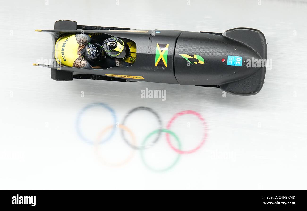 Beijing, China. 15th Feb, 2022. Bobsleigh: Olympics, two-man bobsleigh, men, 3rd round at Yanqing National Sliding Centre, Shanwayne Stephens and Nimroy Turgott of Jamaica in the ice channel. Credit: Michael Kappeler/dpa/17�Թ����� Live News Stock Photo