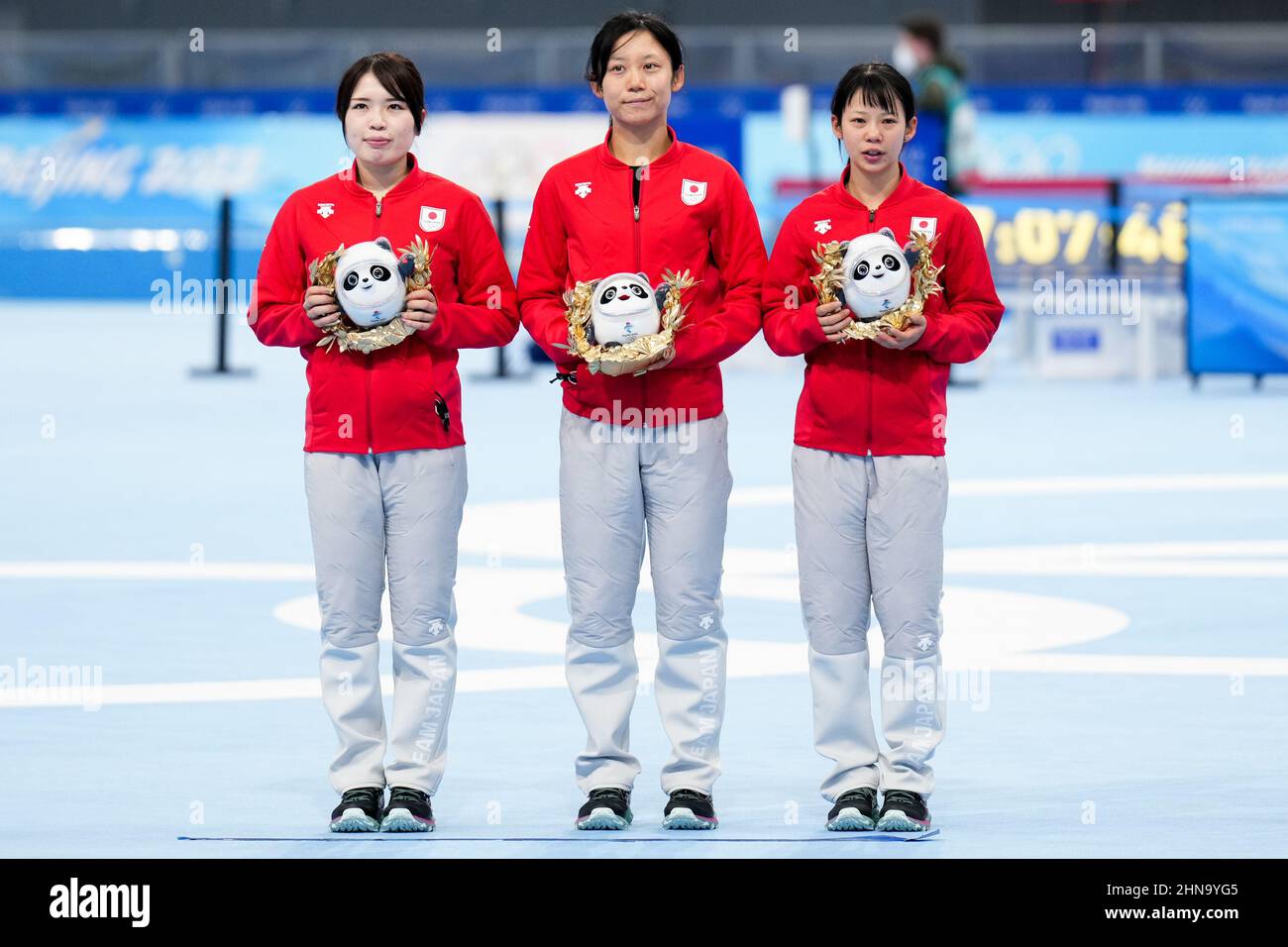 BEIJING, CHINA - FEBRUARY 15: silver medal winners Ayano Sato of Japan, Miho Takagi of Japan, Nana Takagi of Japan competing on the Women's Team Pursuit during the Beijing 2022 Olympic Games at the National Speedskating Oval on February 15, 2022 in Beijing, China (Photo by Douwe Bijlsma/Orange Pictures) NOCNSF Stock Photo