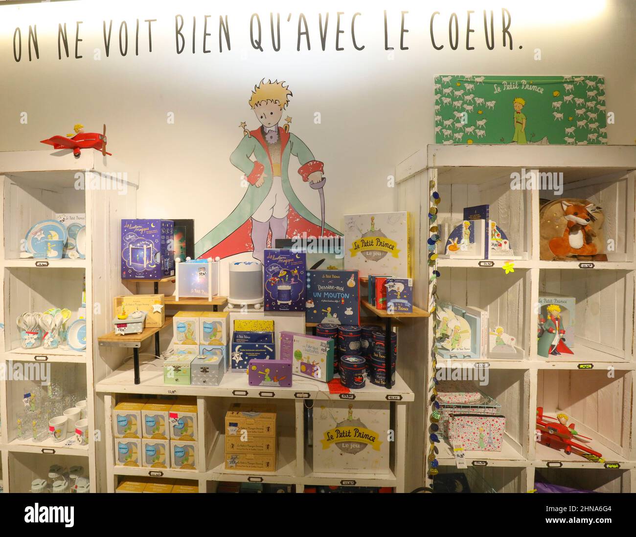 PETIT PRINCE STORE, PARIS Stock Photo - Alamy