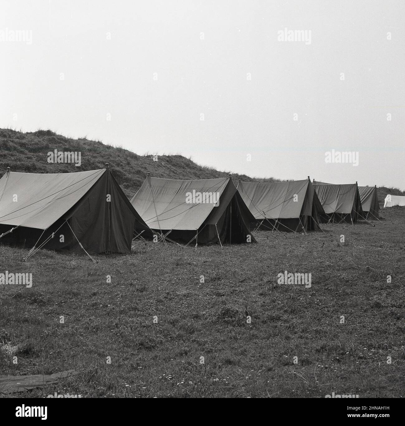 Field tents hi-res stock photography 