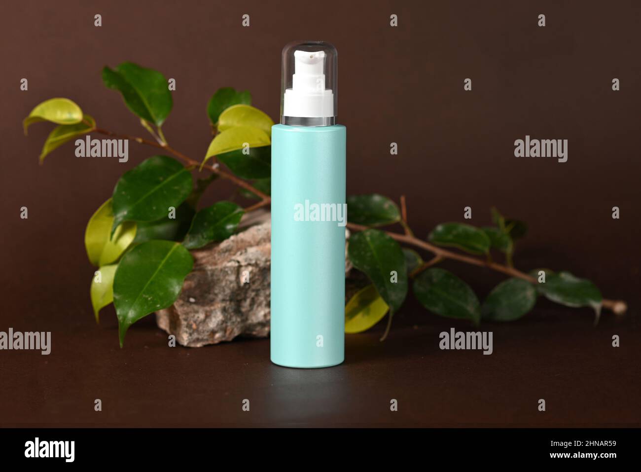 cosmetics bottles Airless sprayer to put stickers for your product ...