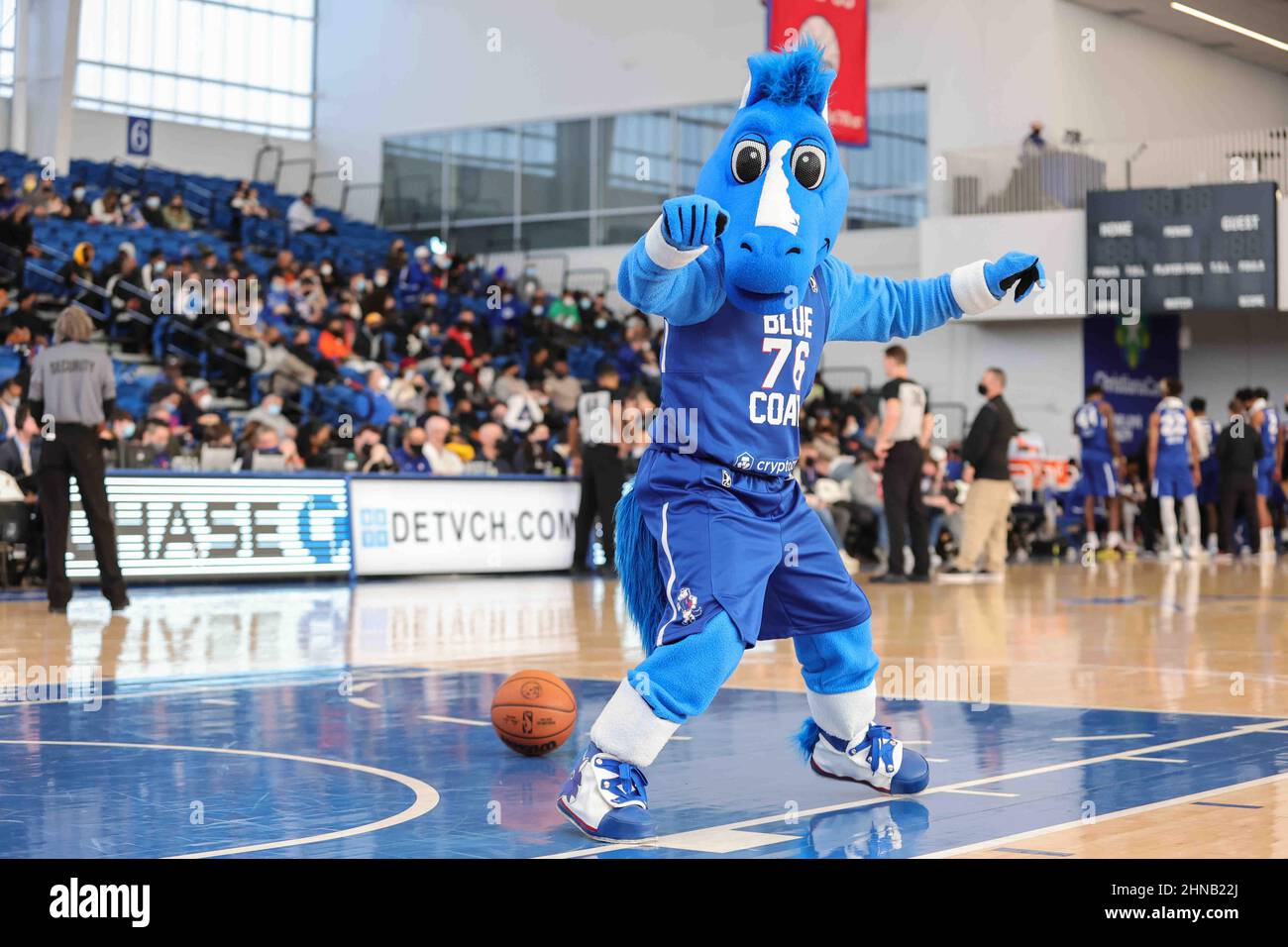Wilmington, DE, USA. 30th Jan, 2022. Bluecoats mascot COATY seen dancing  during an NBA G-league regular season basketball game between the Delaware Blue  Coats and the NBA G League Ignite Sunday, Jan.