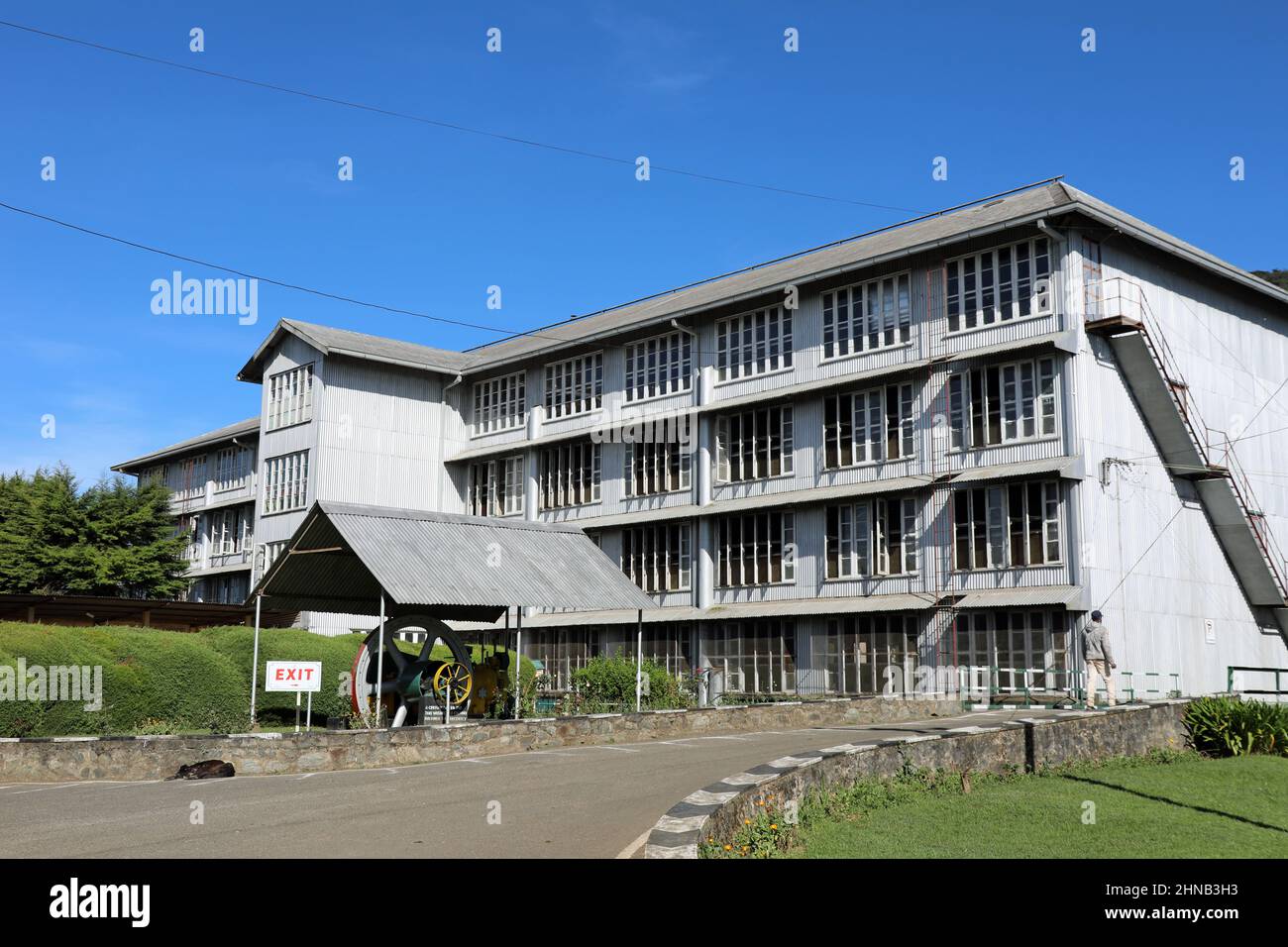 Sri Lankan tea factory at Nuwara Eliya Stock Photo - Alamy
