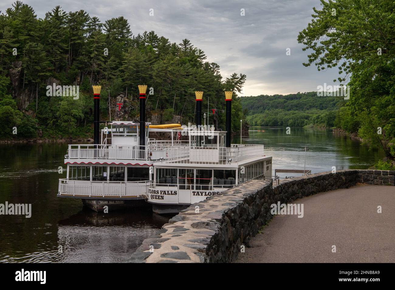 Taylors Falls Scenic Boat Tours; Taylors Falls Queen and Princess