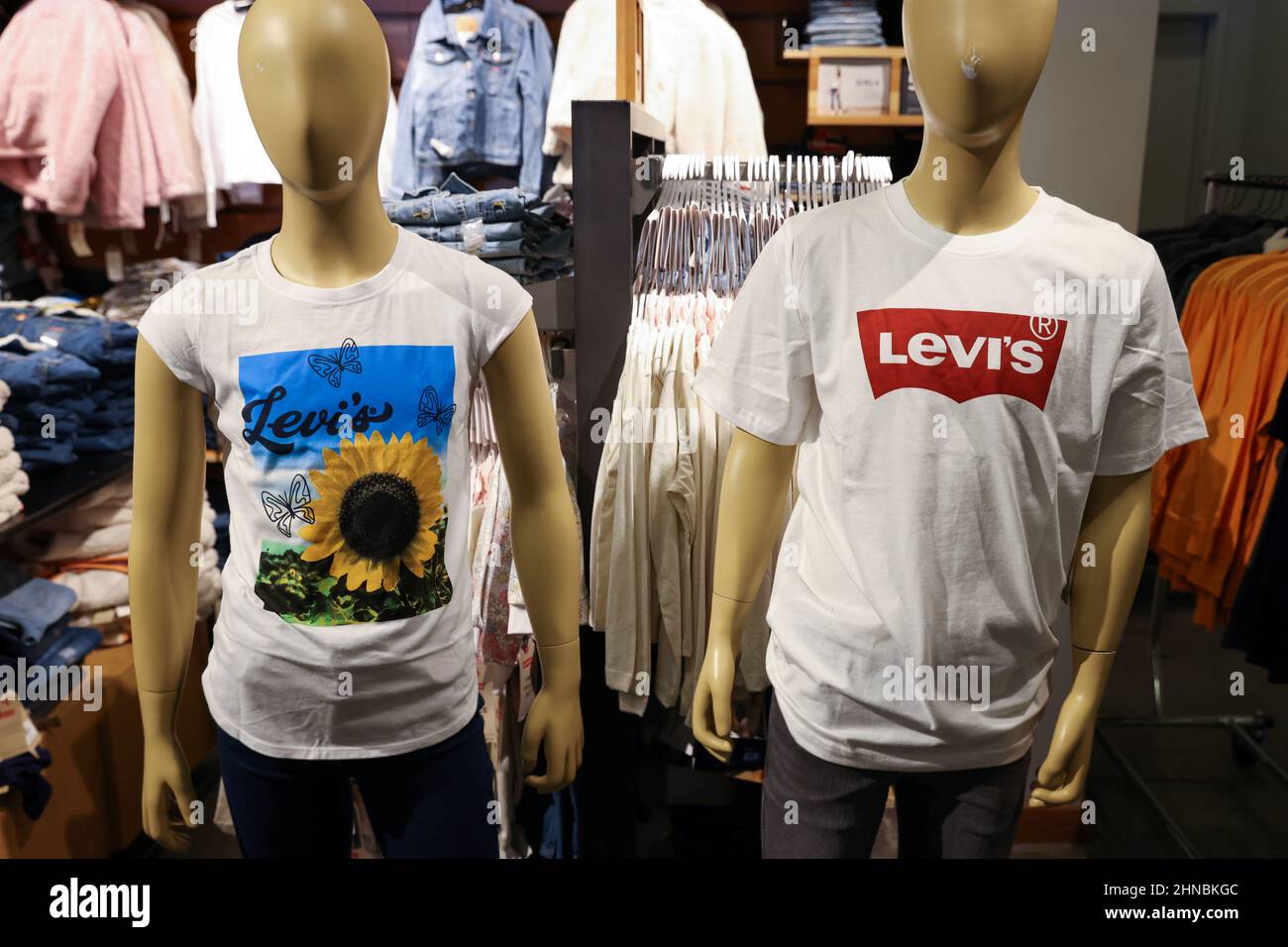 Page 5 - Levi Strauss And Co High 