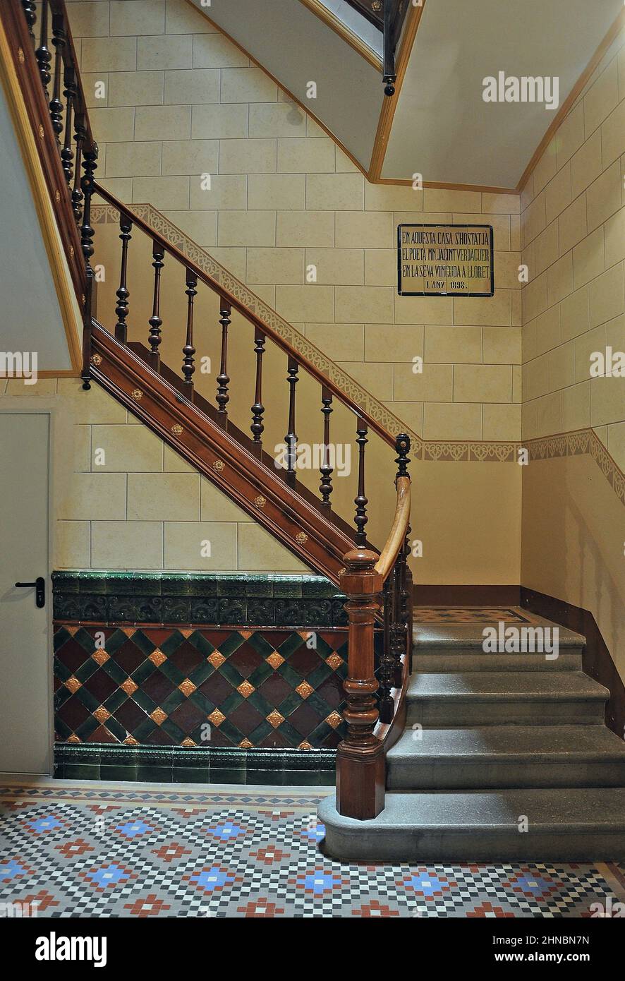 Can font museum house hi-res stock photography and images - Alamy