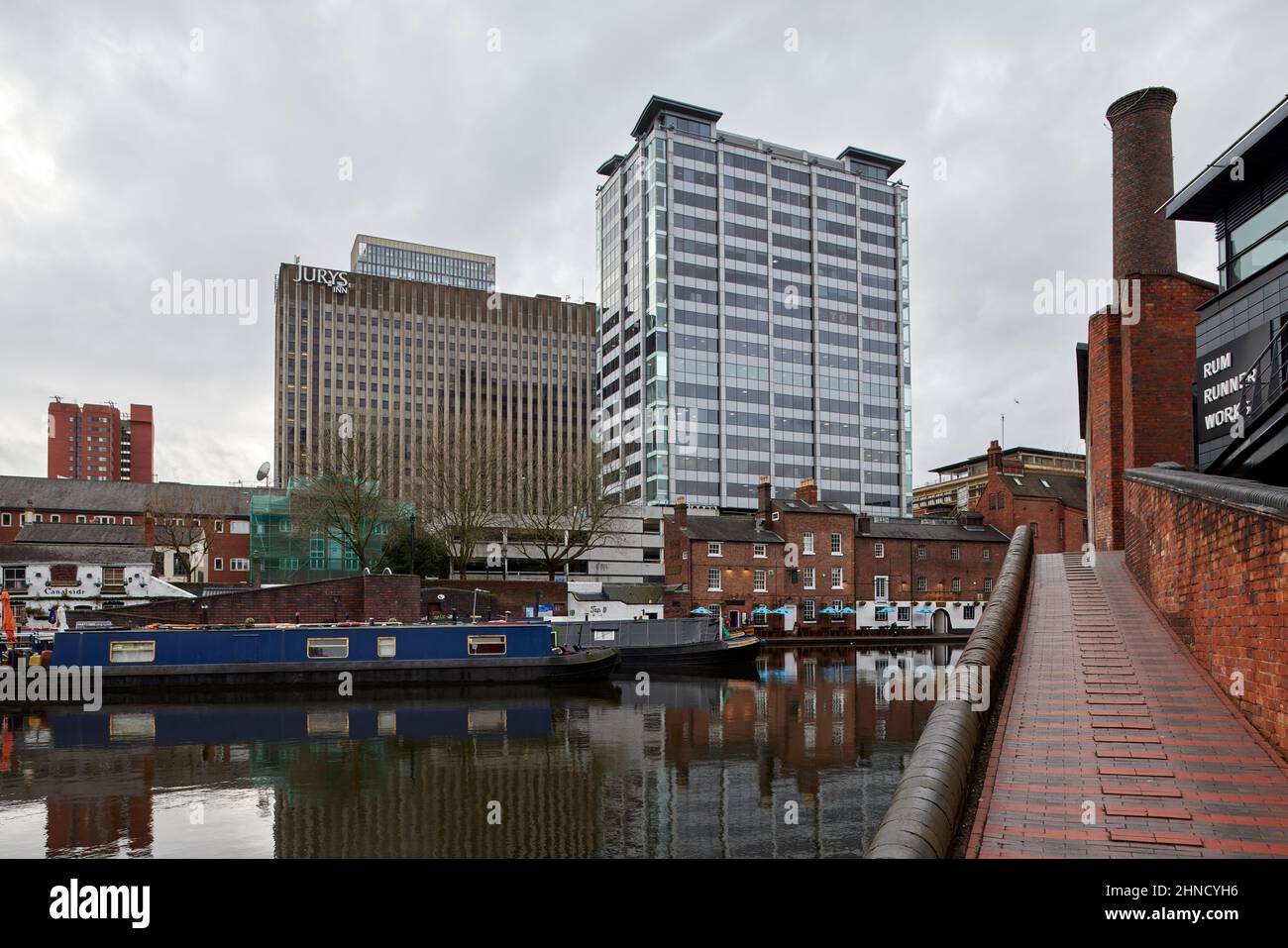 View towards ITV Central head office, Jury's Inn and 14 Gas Street Garage, Birmingham, England. Stock Photo