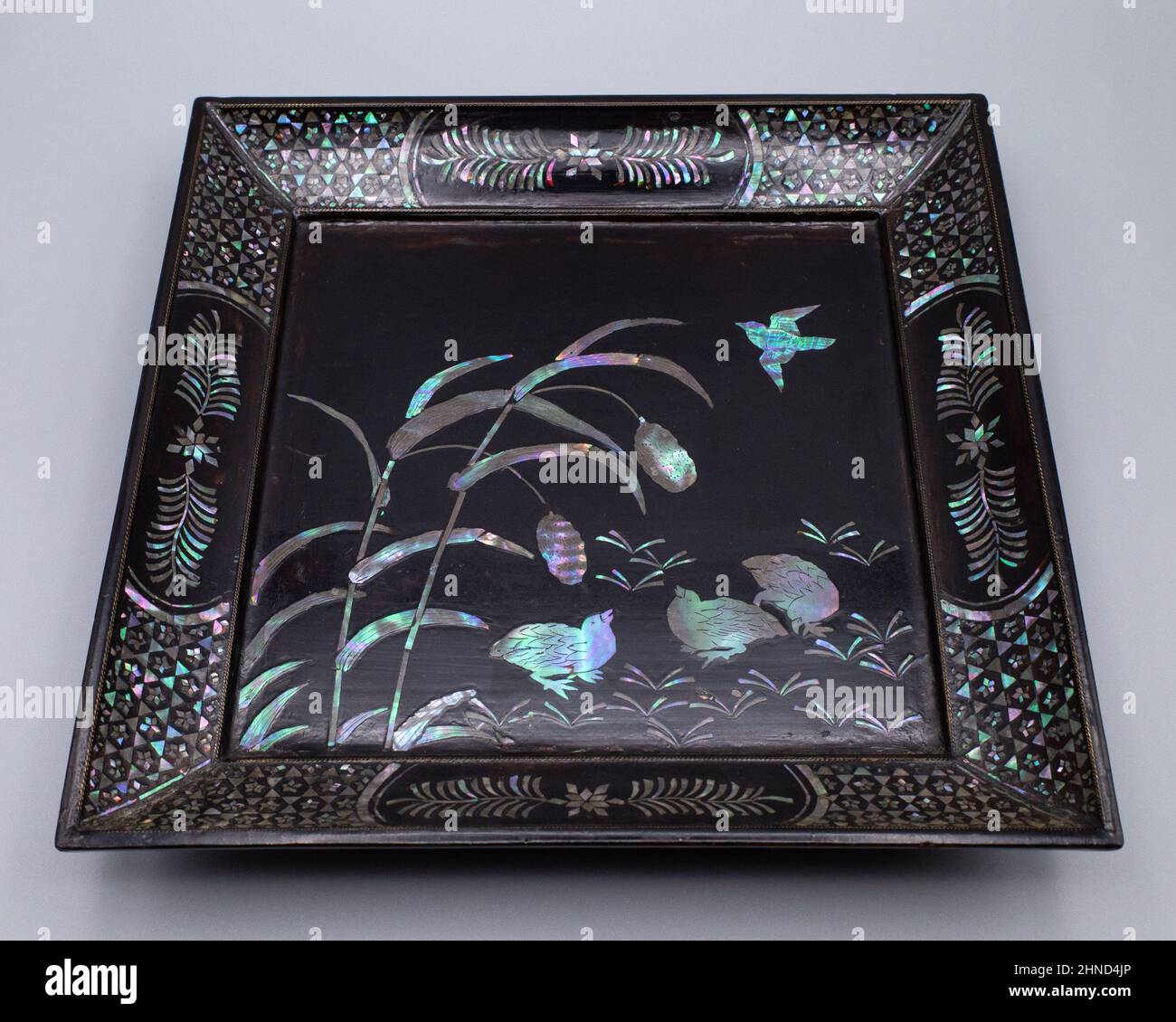 Antique Japanese Black Lacquer Tray With Mother of Pearl Inlaid Quails and Millet Decoration. Edo Period Stock Photo