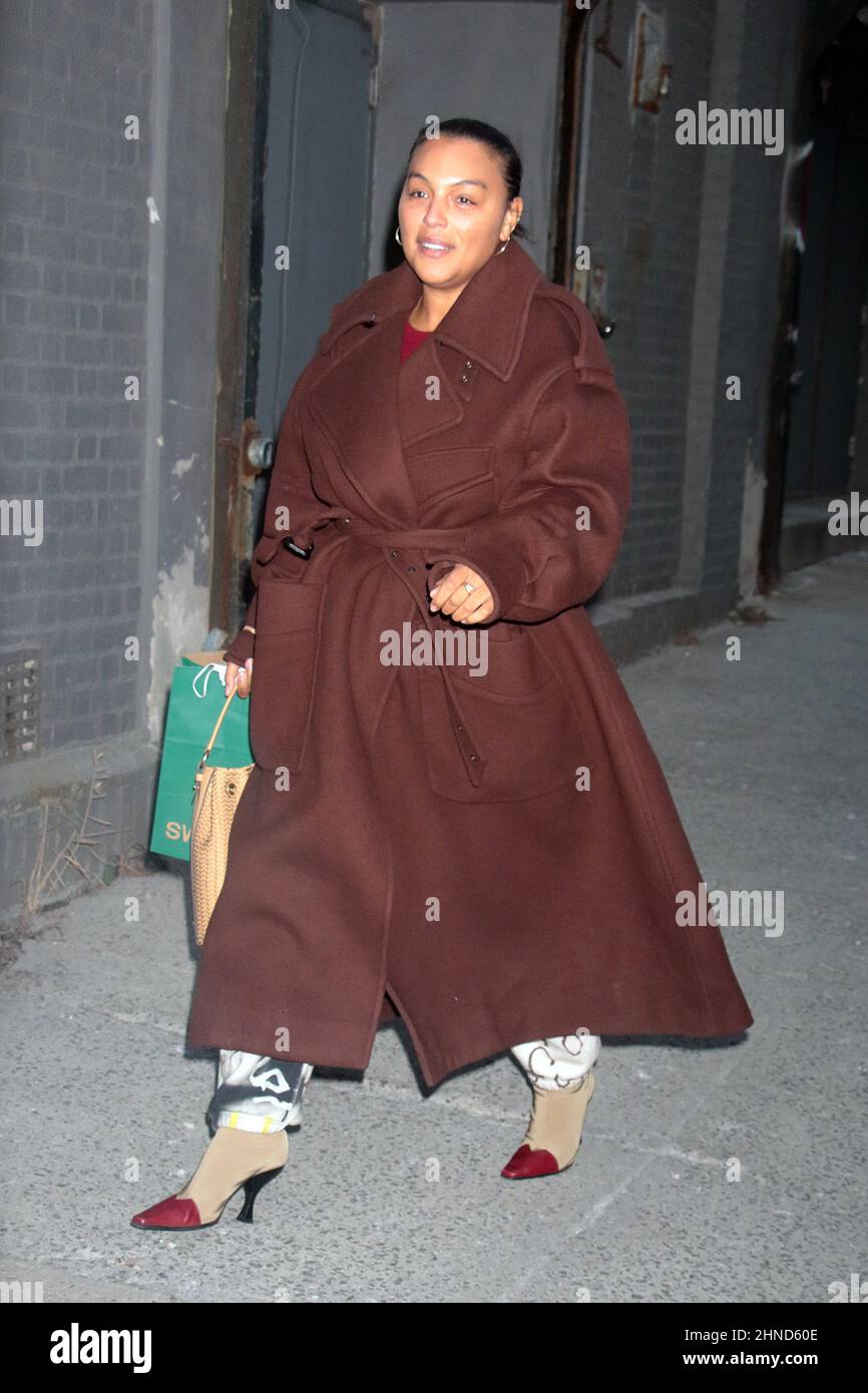 New York, NY, USA. 15th Feb, 2022. : Paloma Elsesser arriving backstage ...