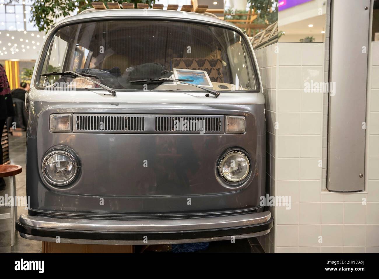 old hippie minibus, front of a stylish old camper, headlights, radiator ...