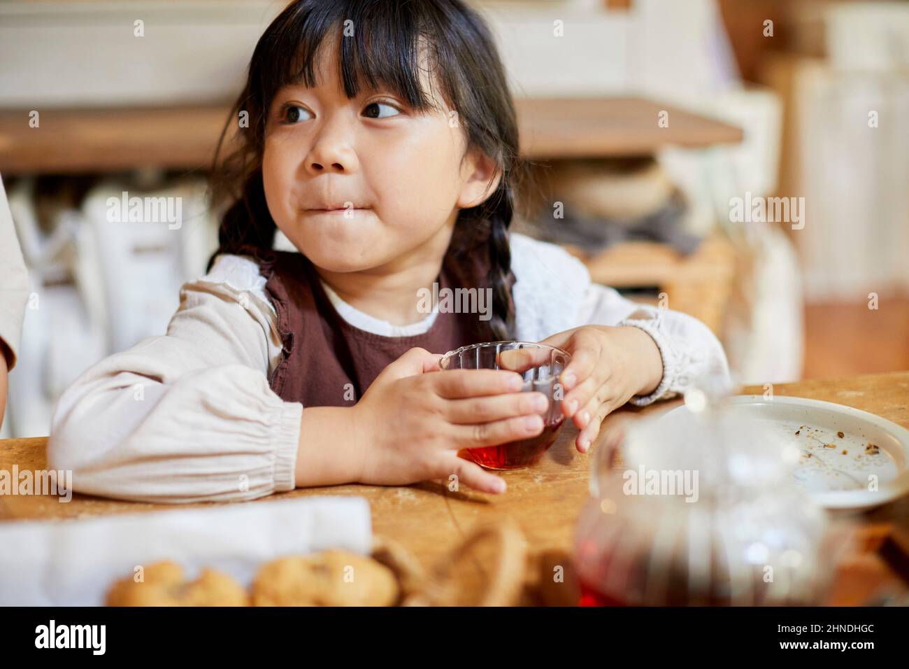 Japanese kid drinking tea hires stock photography and images Alamy