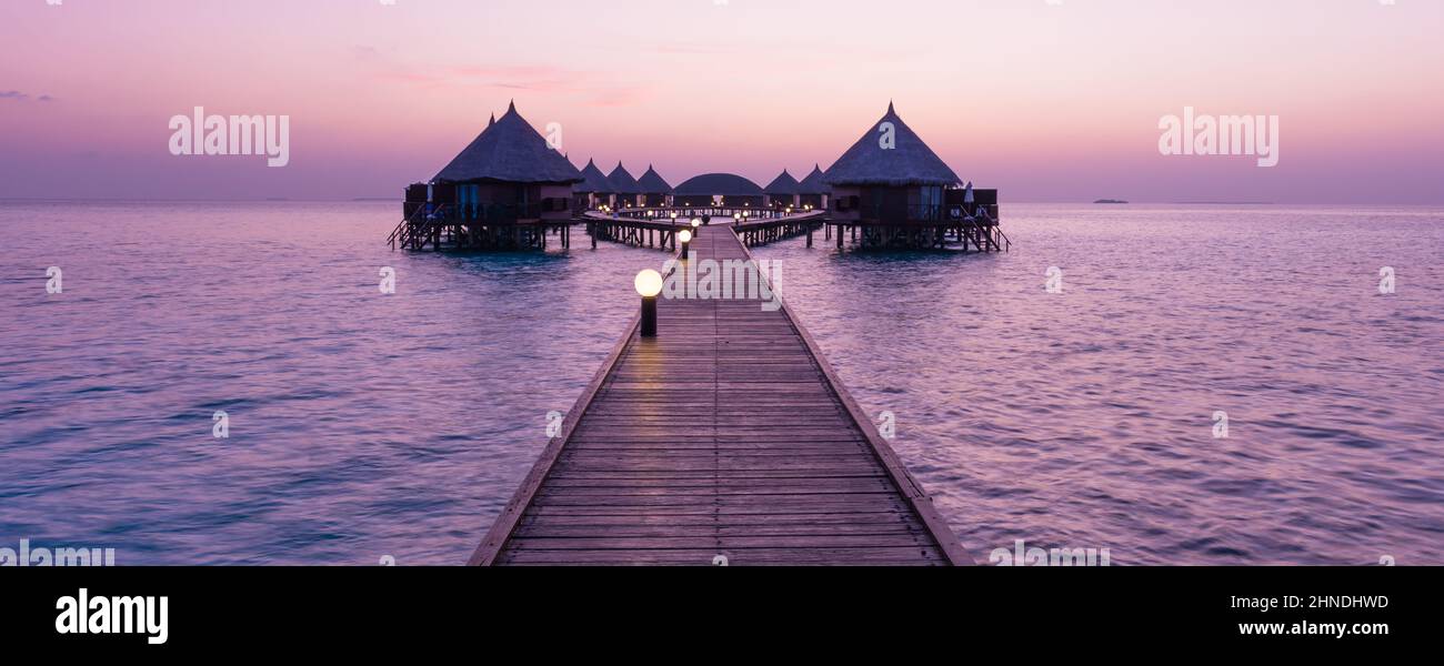 Maldives - Sunrise Rose Wood Set main image 1