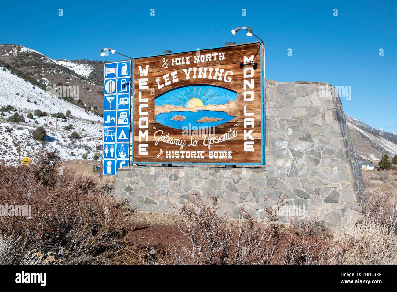 Lee Vining is a small town on the shores of Mono Lake in Mono County, CA,  and is close to Yosemite National Park Stock Photo - Alamy
