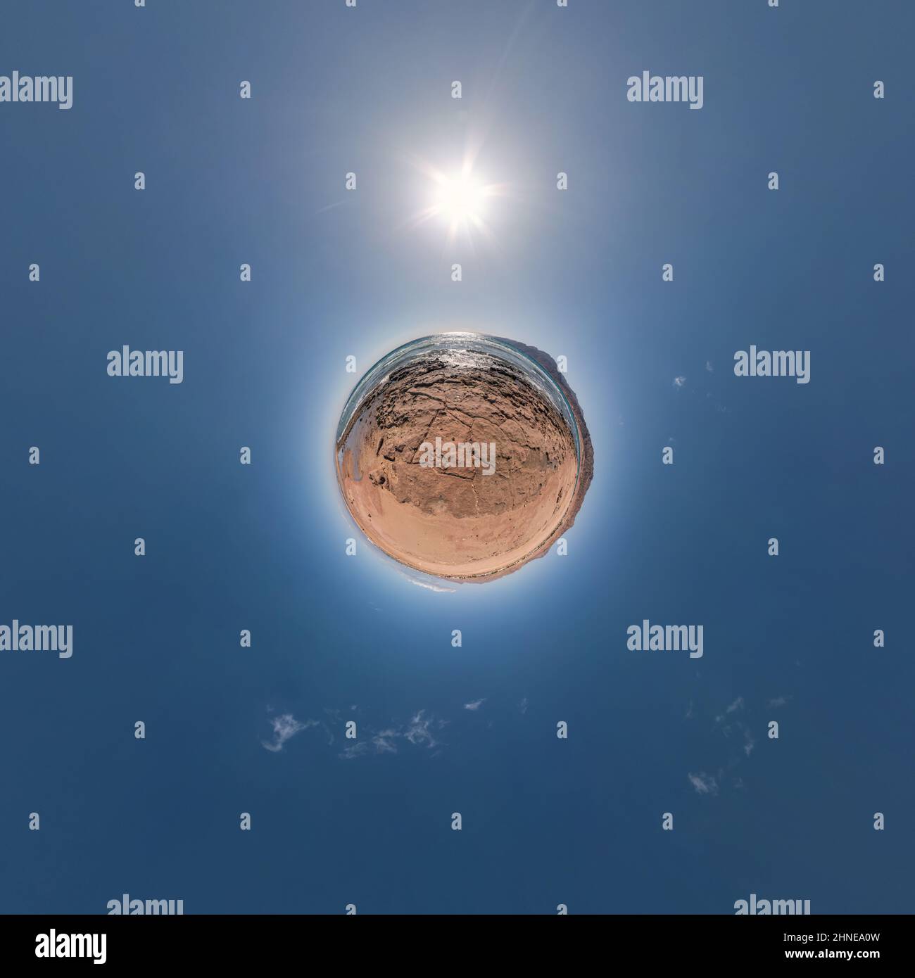360 degree mini planet panorama hi-res stock photography and images - Alamy