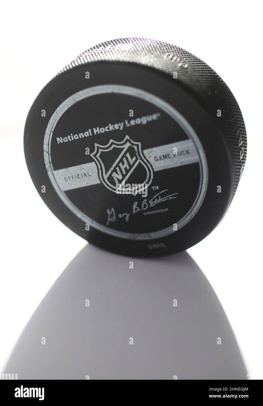 Nhl logo puck hires stock photography and images Alamy